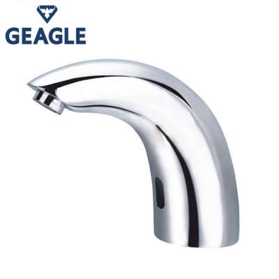 China Zhanying Automatic Bathroom Basin Faucets Water Tap